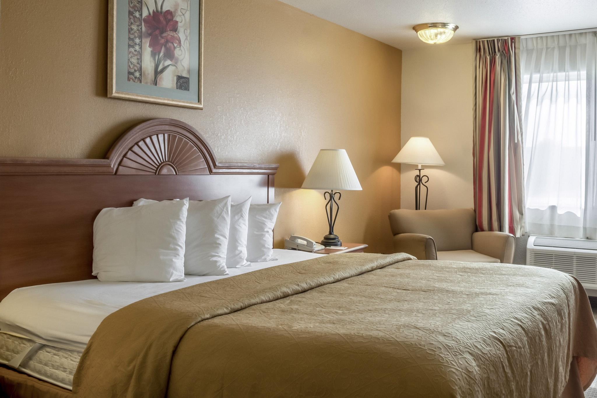 Quality Inn Huron Zewnętrze zdjęcie