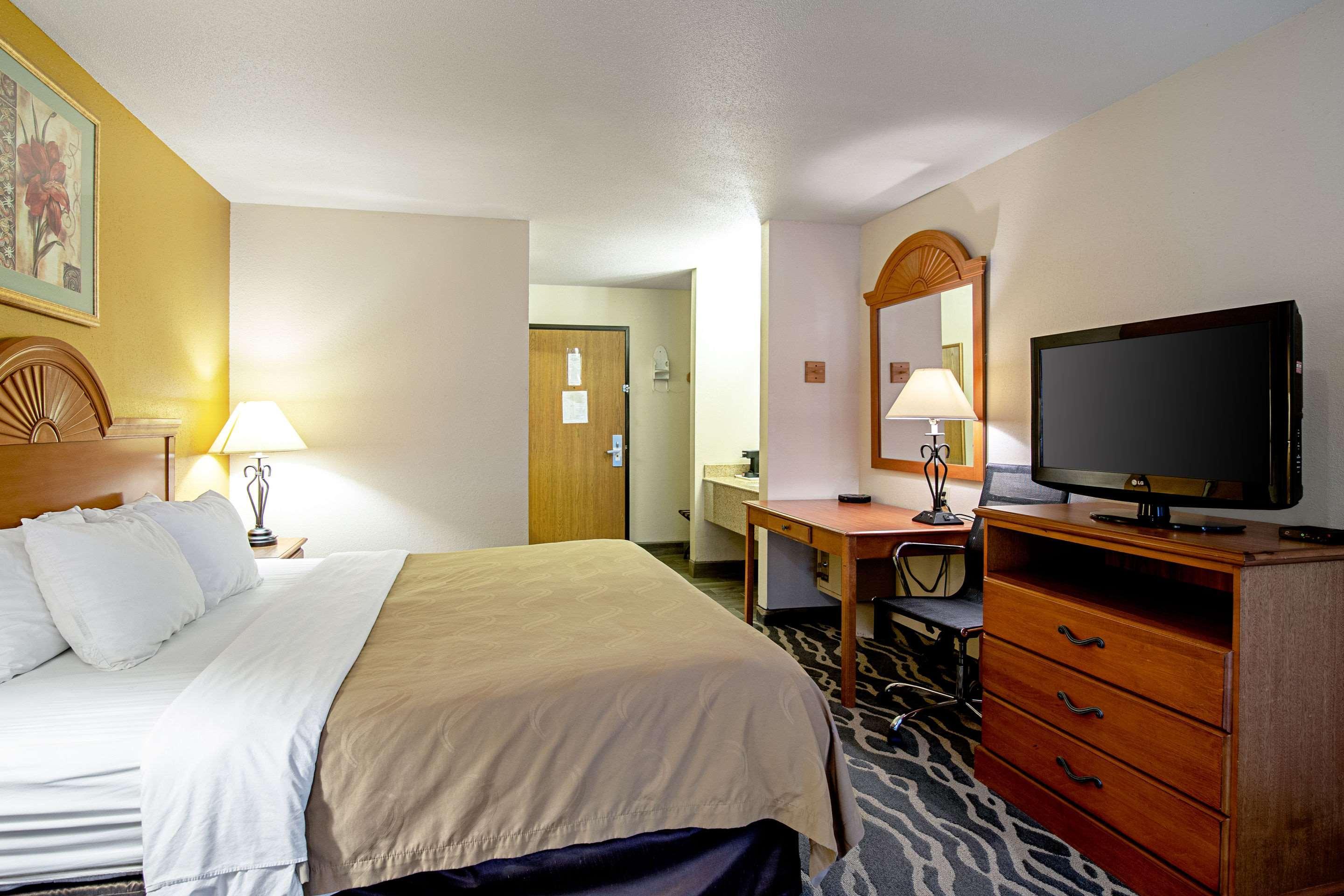 Quality Inn Huron Zewnętrze zdjęcie