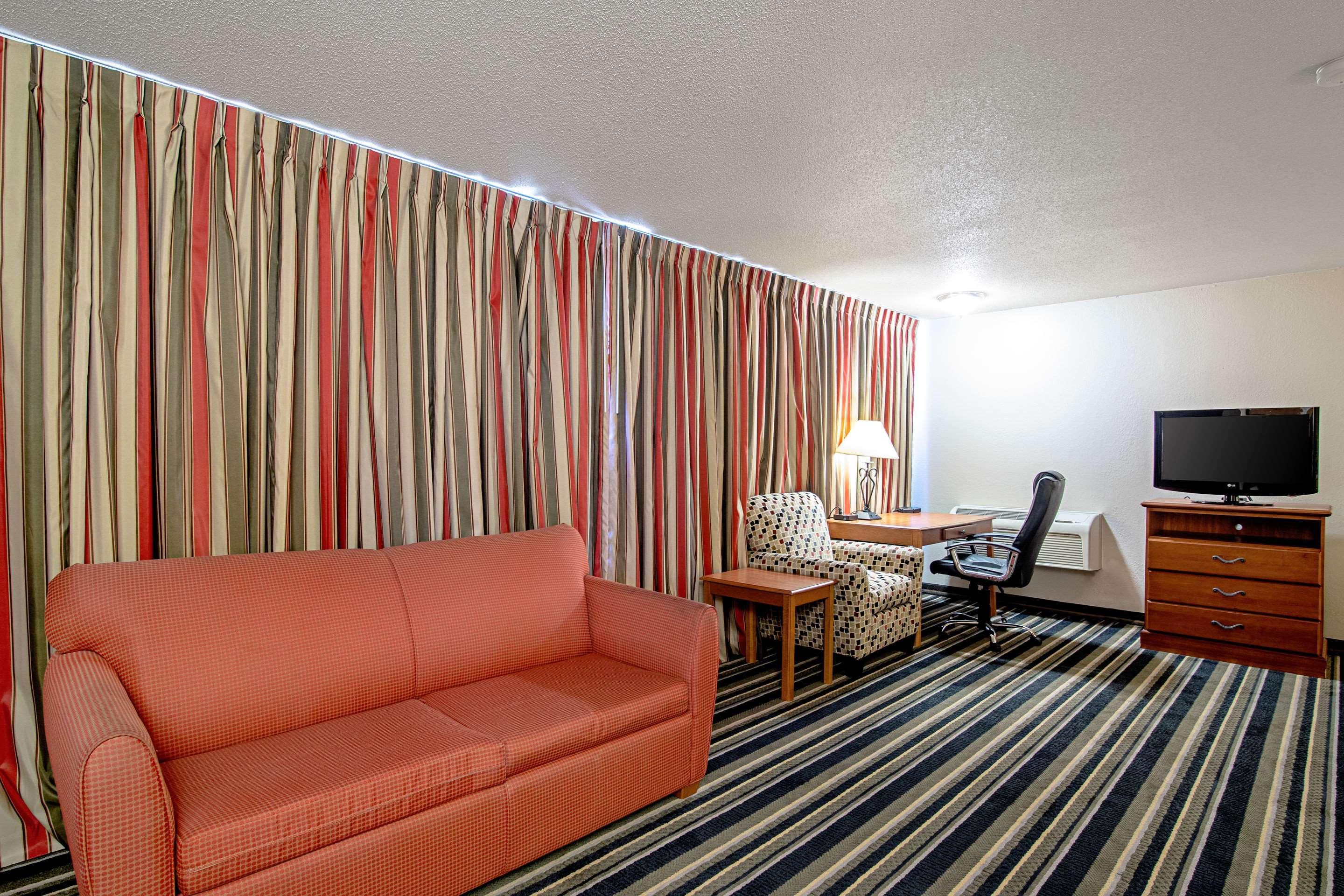 Quality Inn Huron Zewnętrze zdjęcie