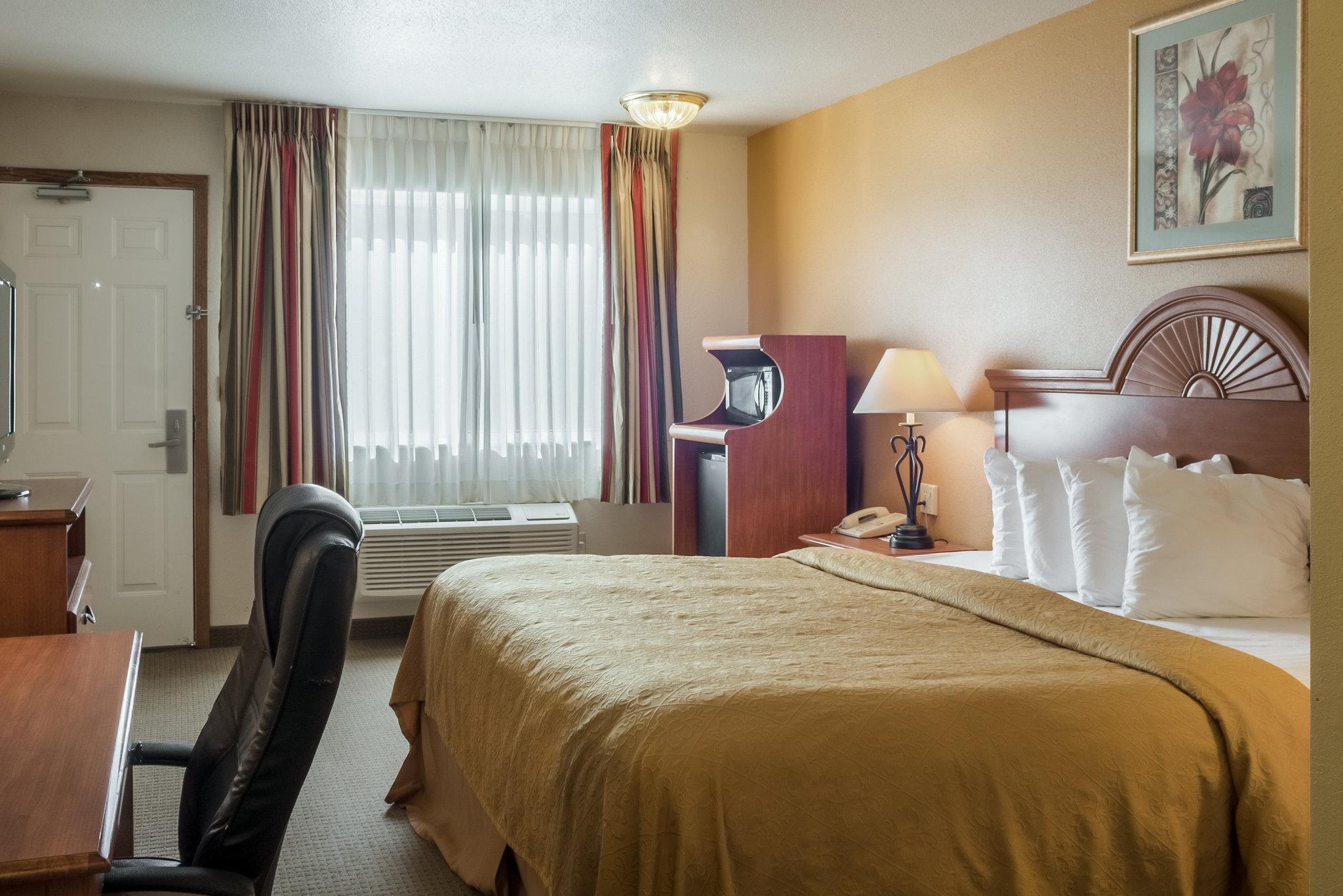 Quality Inn Huron Zewnętrze zdjęcie