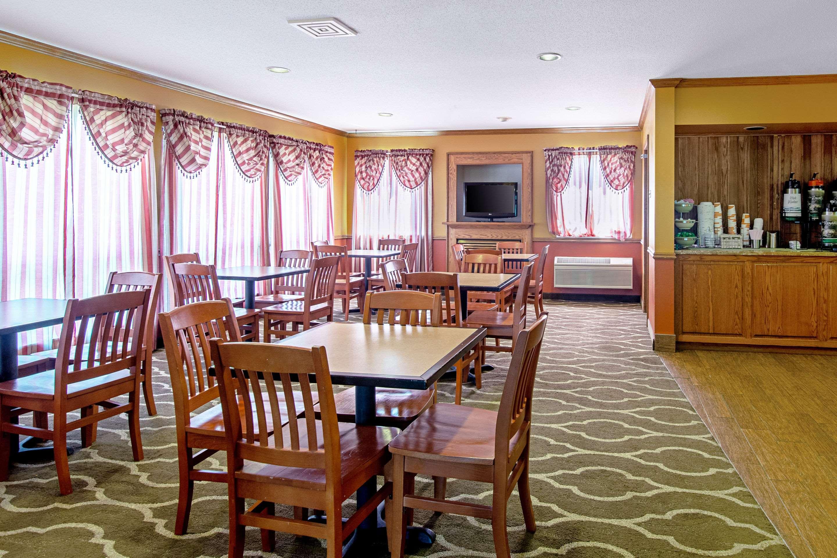 Quality Inn Huron Zewnętrze zdjęcie