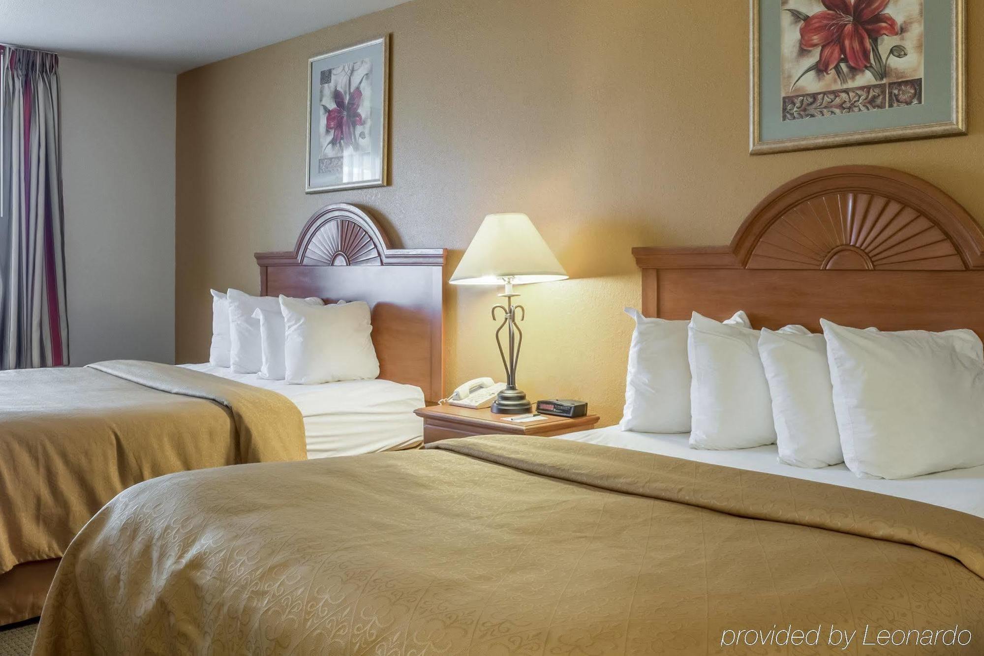 Quality Inn Huron Zewnętrze zdjęcie